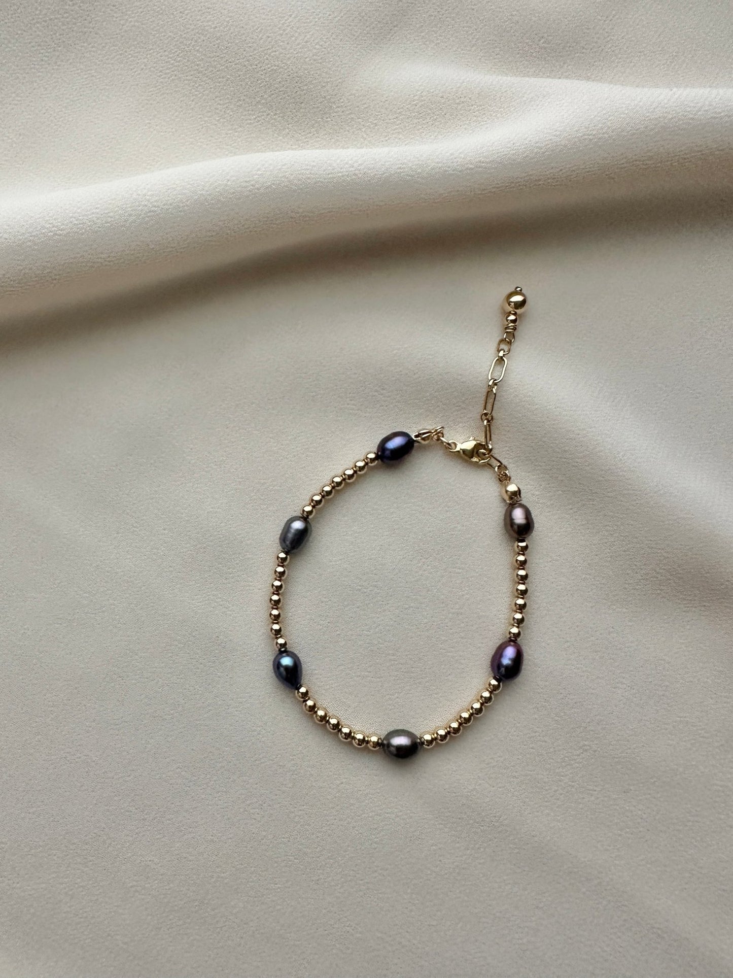ADRIANA Pearl Gold Ball Bracelet