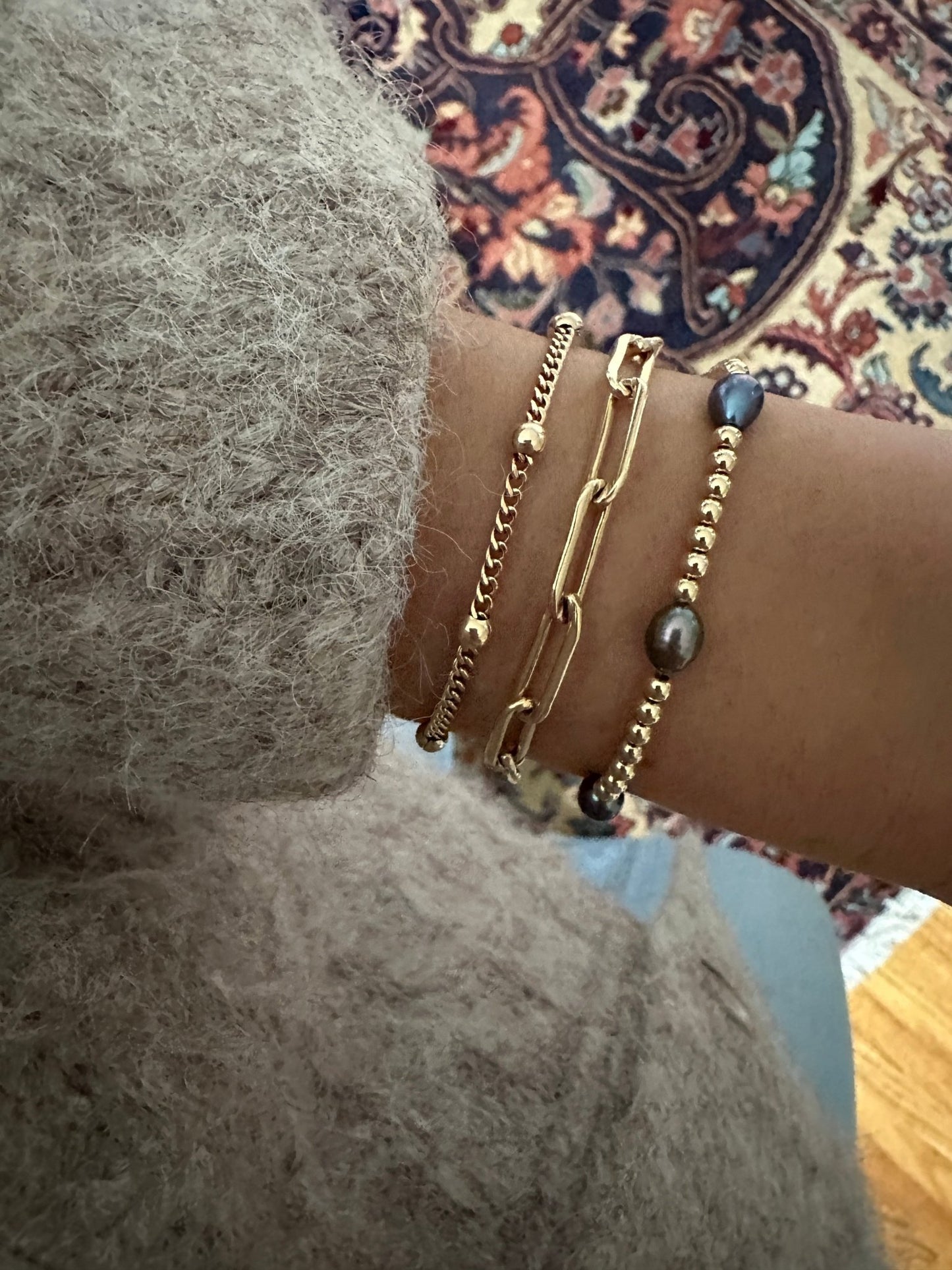 ADRIANA Pearl Gold Ball Bracelet