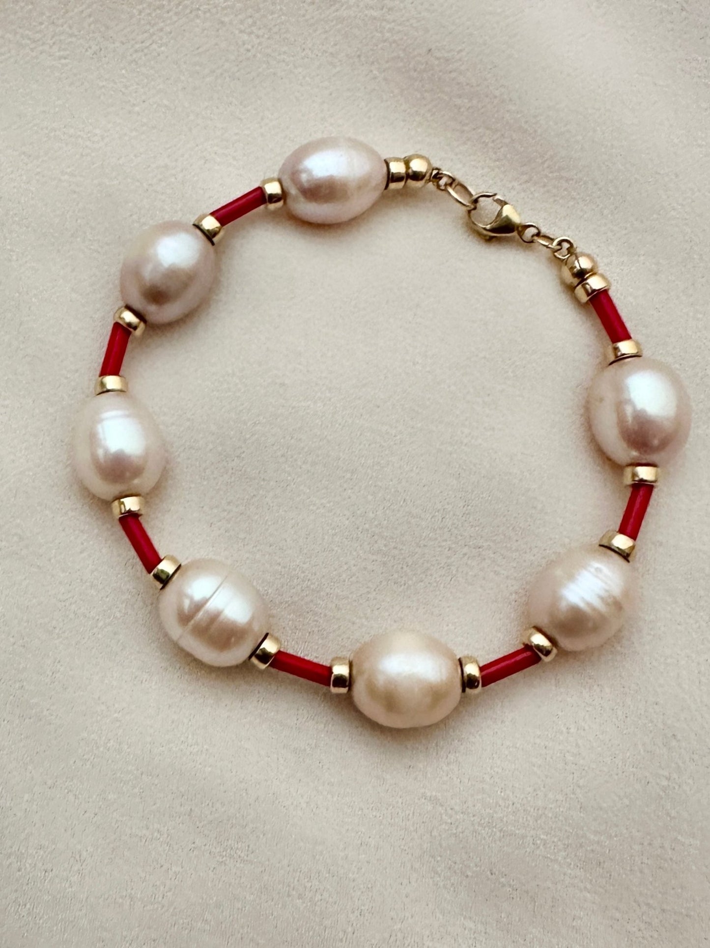 CAMILA Pearl Gold Red Bracelet