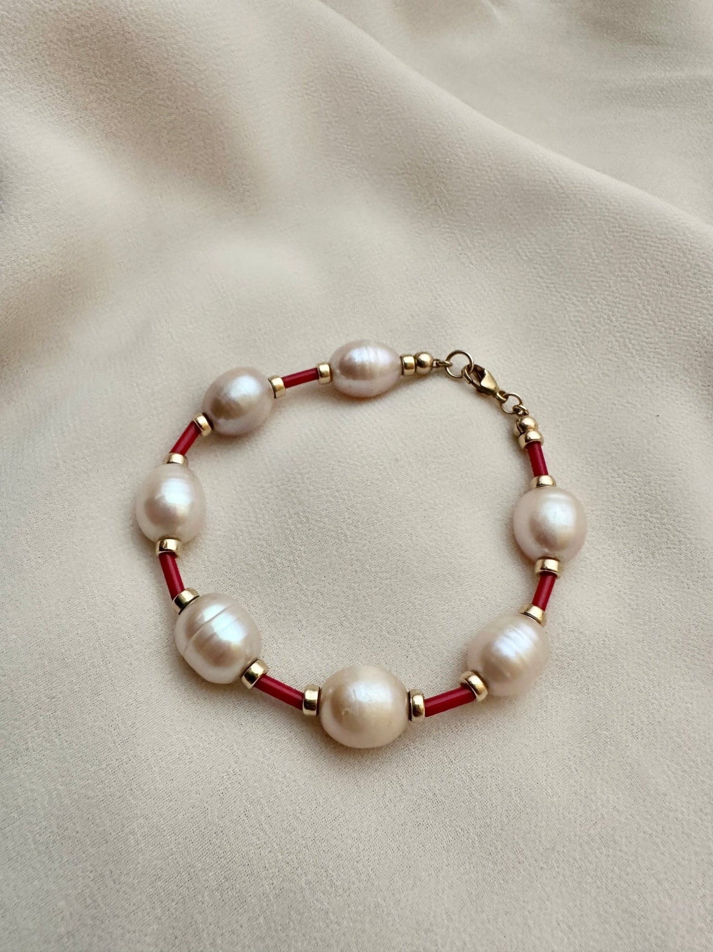 CAMILA Pearl Gold Red Bracelet