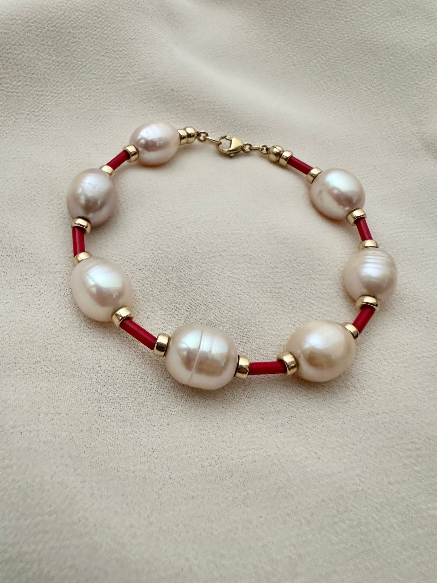 CAMILA Pearl Gold Red Bracelet