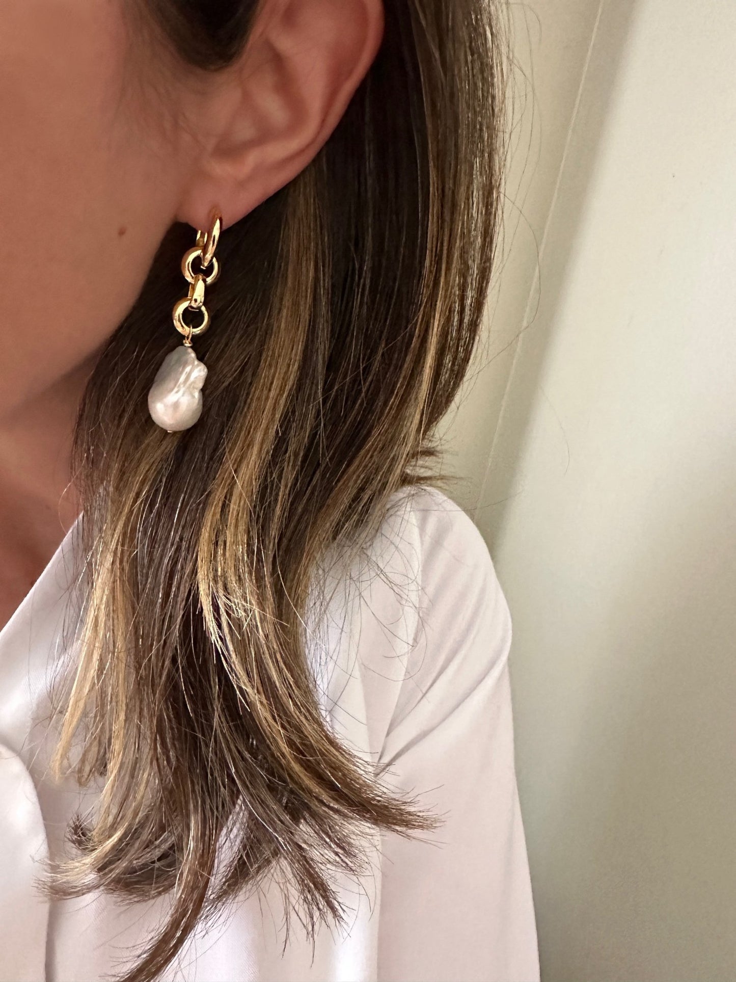 NOTO Pearl Link Earrings