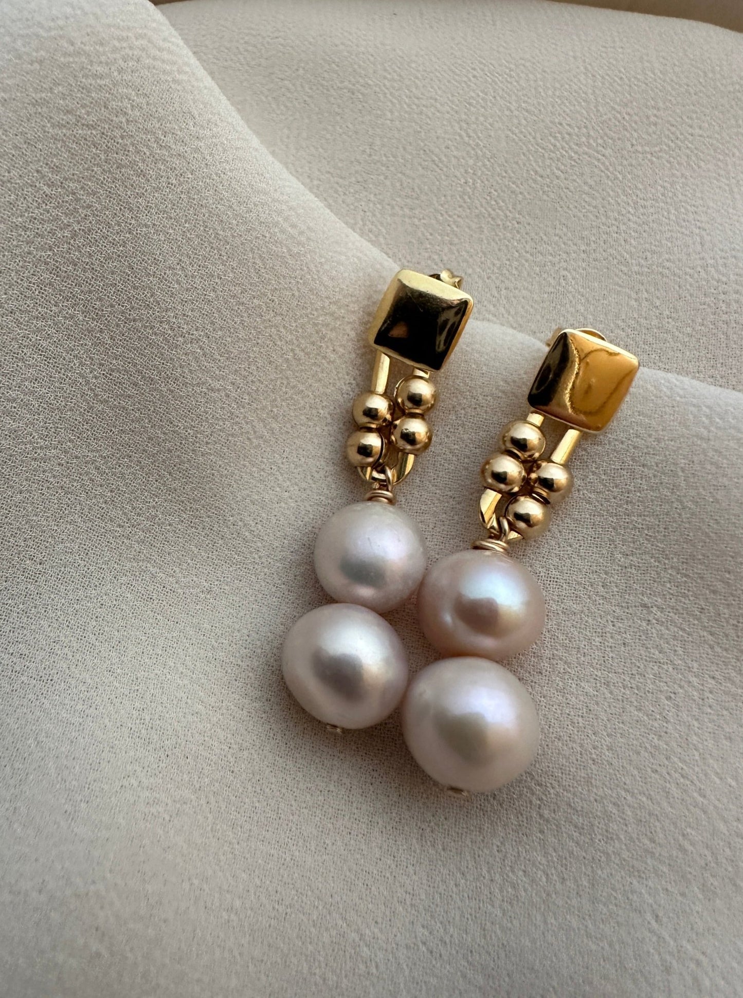 SCARLETT PEARL EARRINGS | Gold-Filled Dangle Drop Pink Pearl Earrings