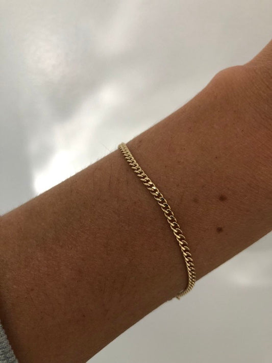 SELENE Gold Chain Bracelet