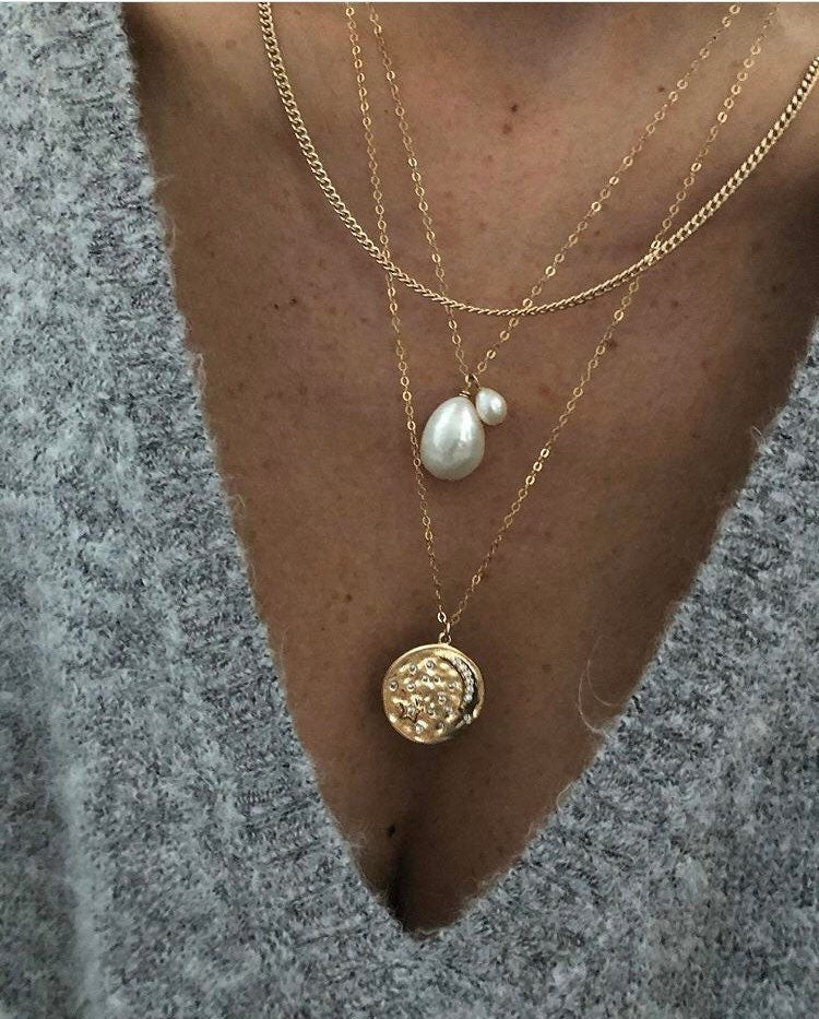 SELENE Gold Chain Necklace