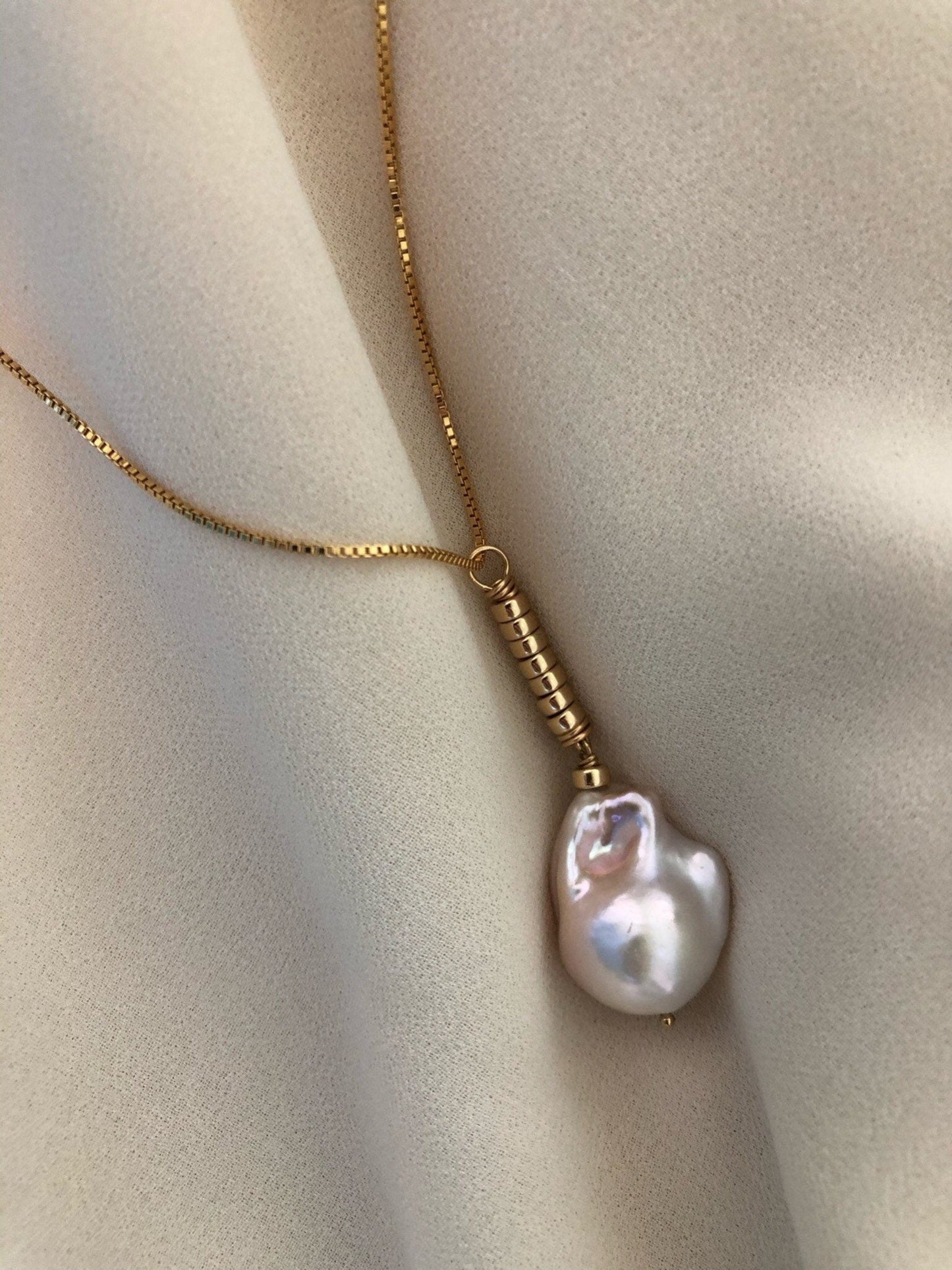 LOVA Baroque Pearl Necklace