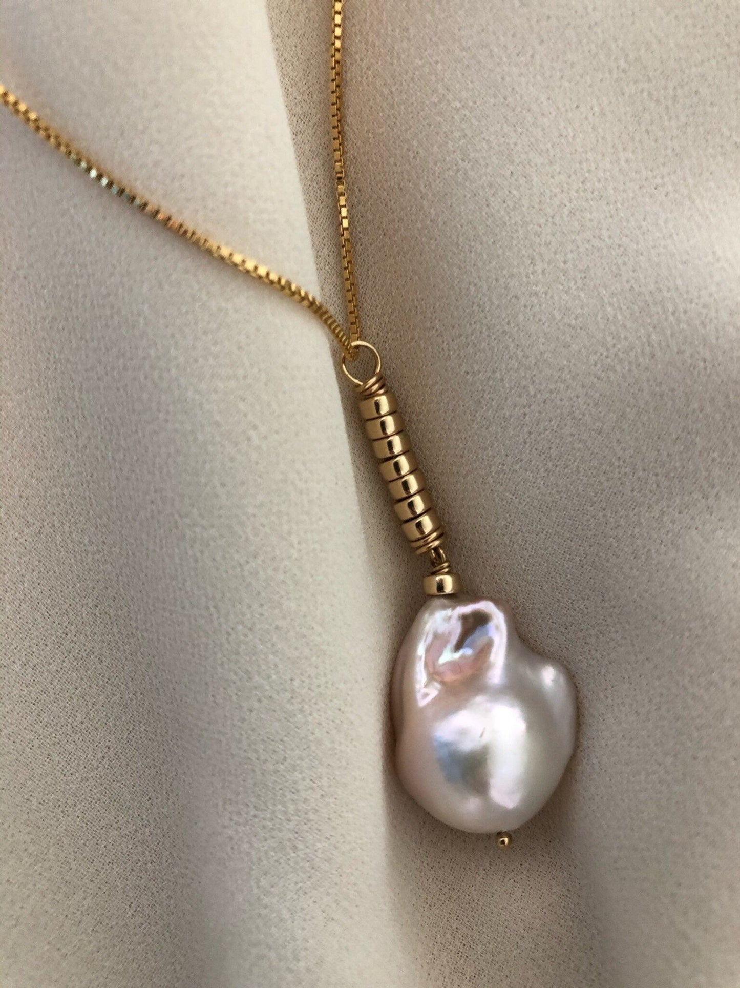 LOVA Baroque Pearl Necklace