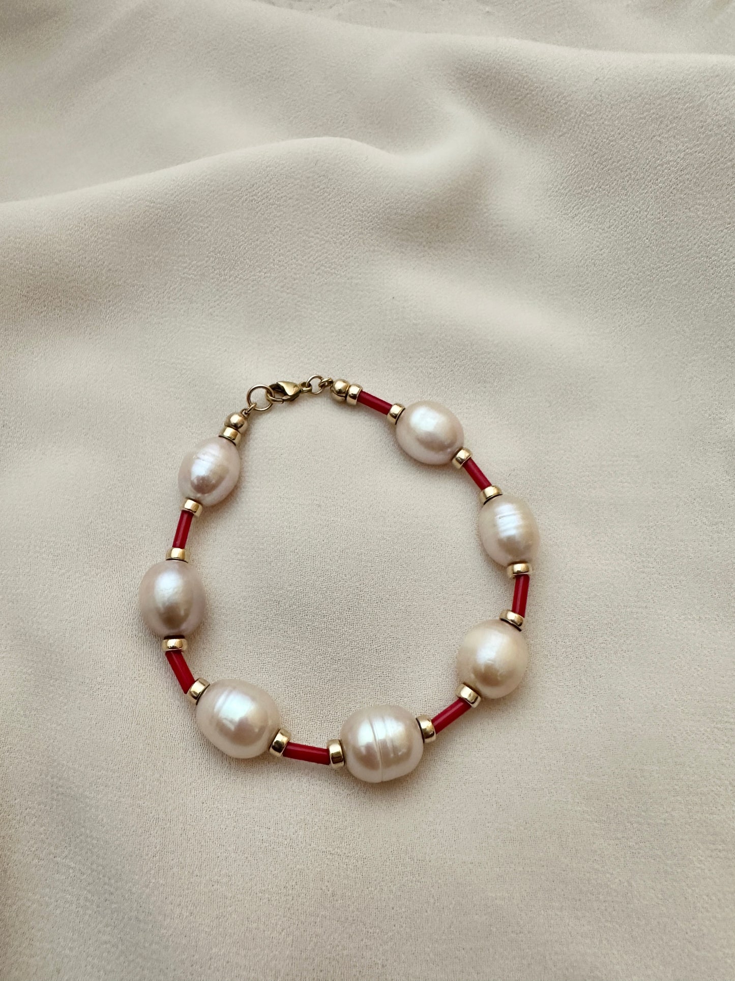 CAMILA Pearl Gold Red Bracelet