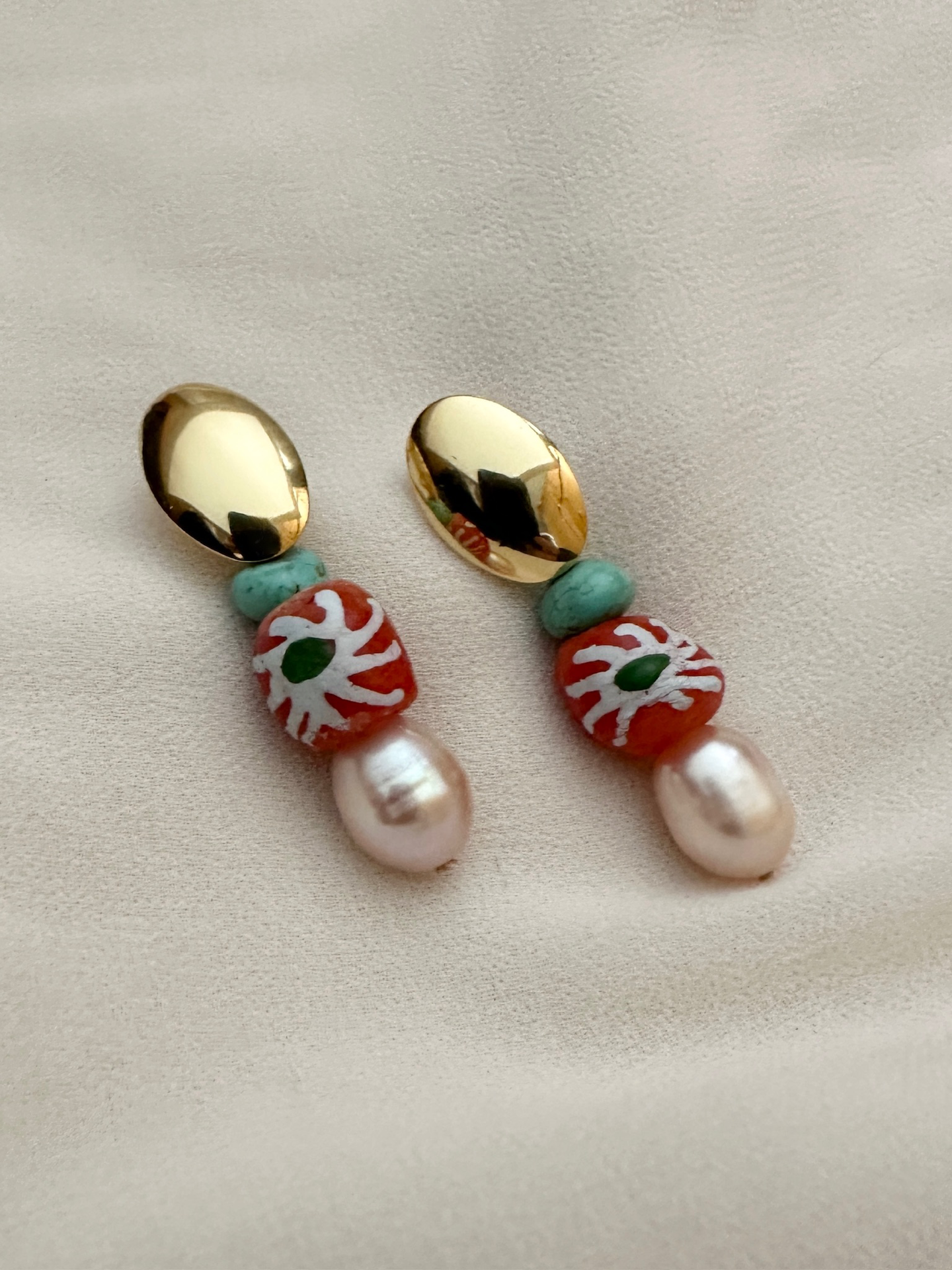 SINTRA Gold Pearl Flower Earrings