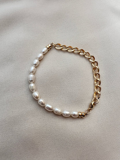 ALIA PEARL CHAIN BRACELET