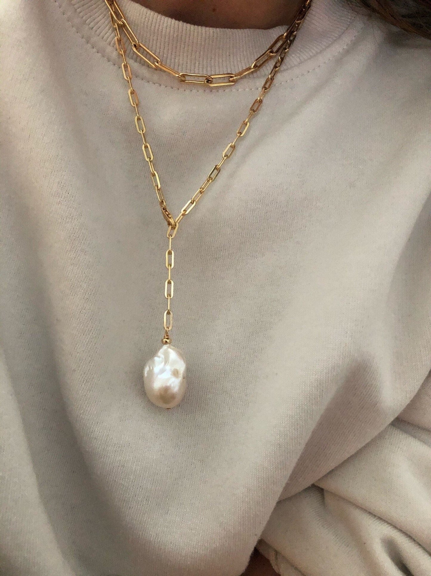 AMAL Gold Pearl Necklace