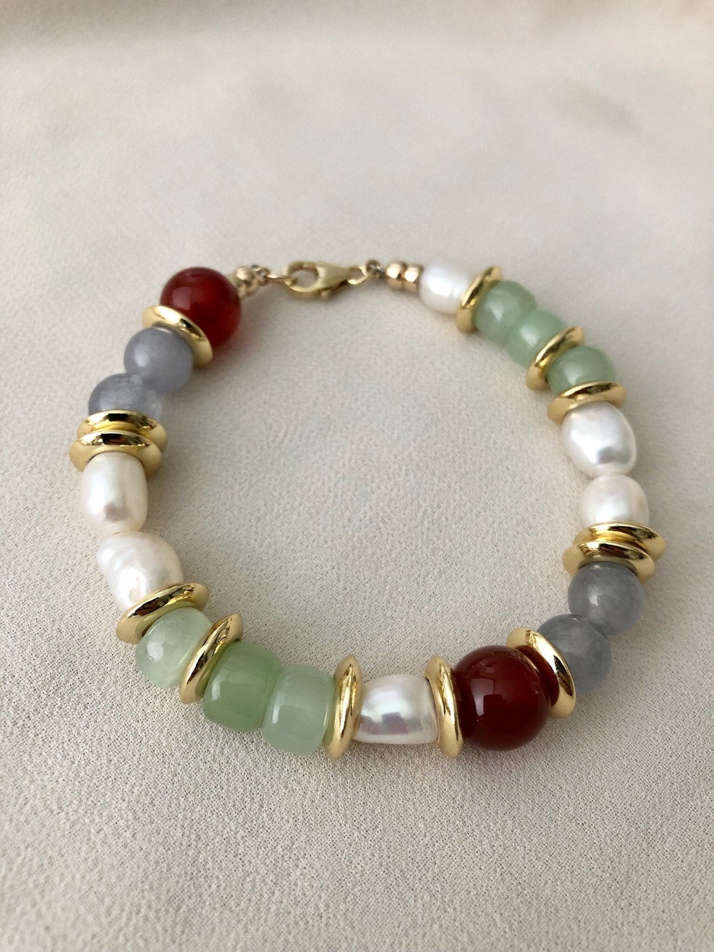 ARI Pearl Beaded Bracelet