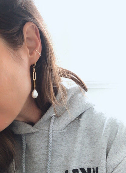AYA PEARL EARRINGS
