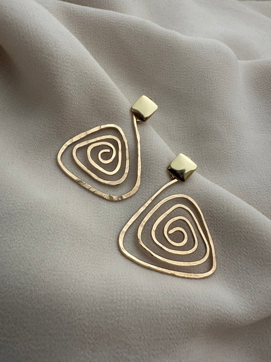 BEATRIZ Spiral Earrings