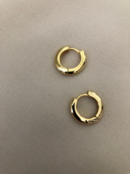 BLAKE HEART EARRINGS