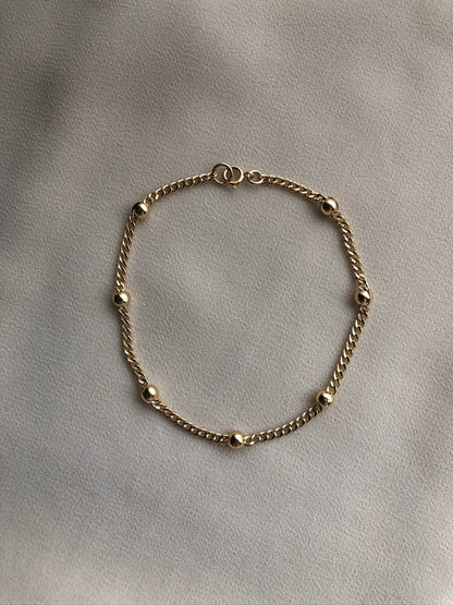 CHIARA STUDDED BRACELET | Gold-Filled Curb Chain Ball Bracelet