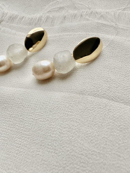 ELENA PEARL EARRINGS