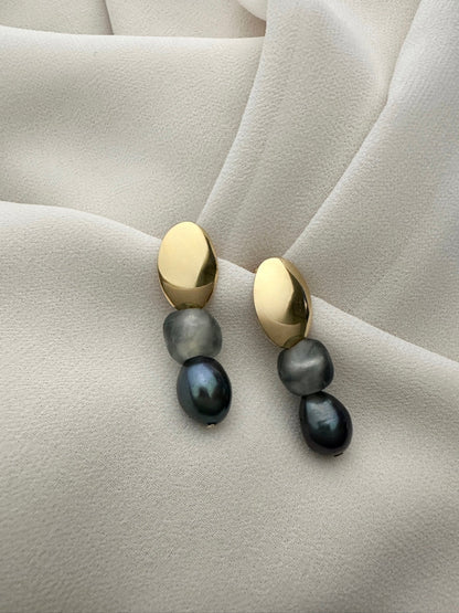 ELENA PEARL EARRINGS