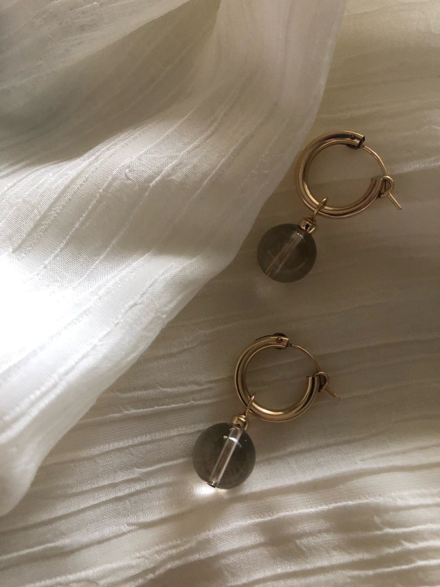 GIA QUARTZ HOOPS