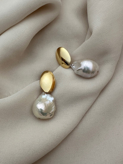 JULIANA PEARL EARRINGS