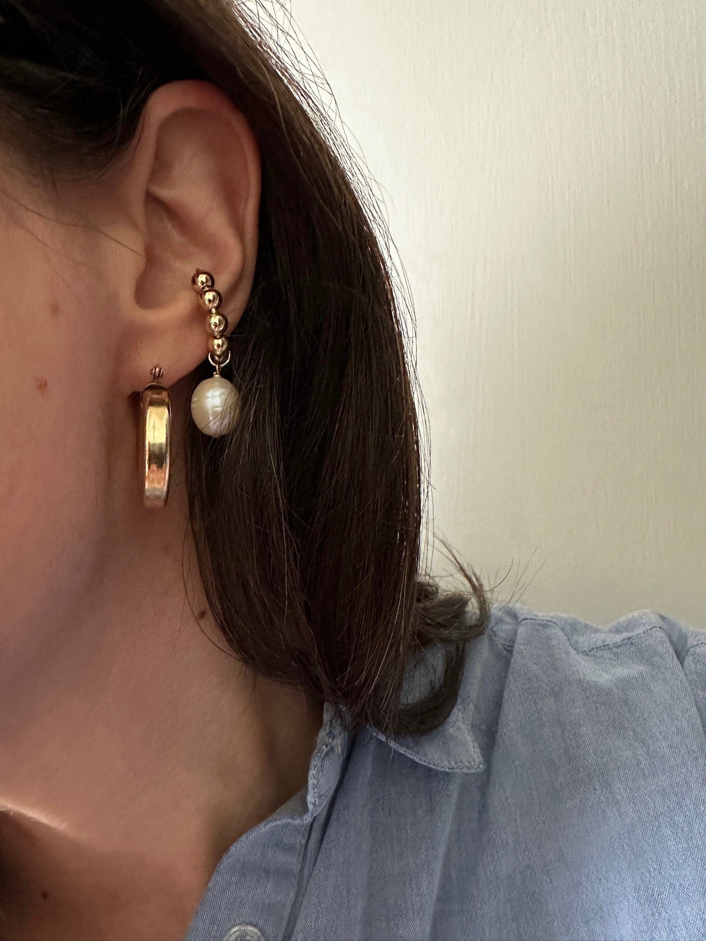 LUCIA Gold Pearl Ear Cuff