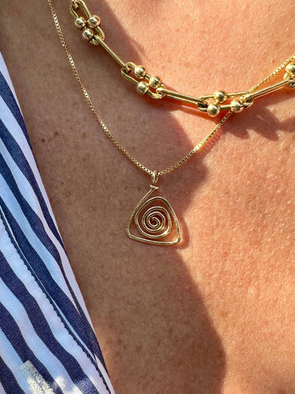 MAYA PENDANT NECKLACE