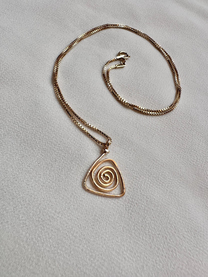 MAYA PENDANT NECKLACE