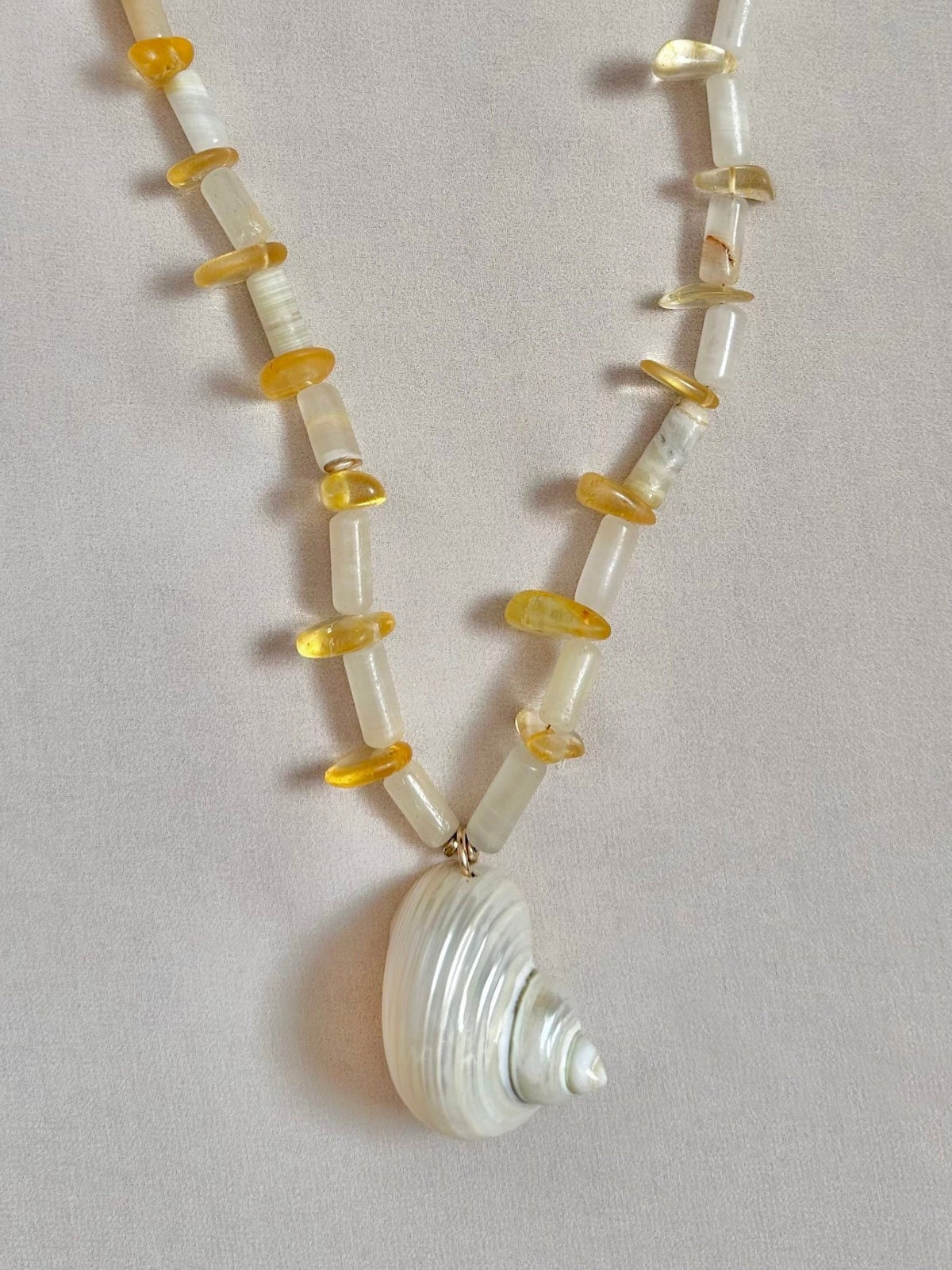 ROMY NECKLACE | Citrine Beads with Natural Shell Pendant