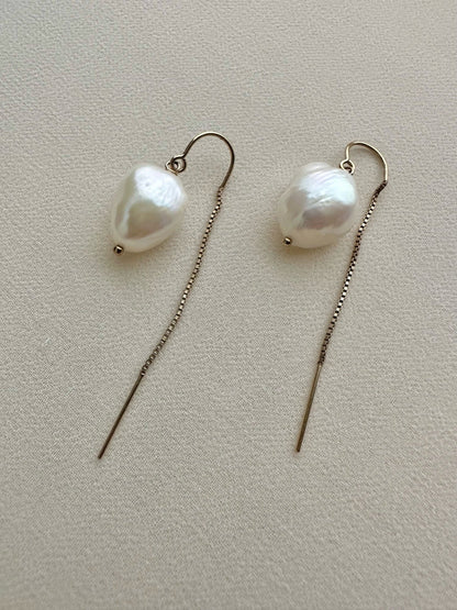 ROWE PEARL EARRINGS