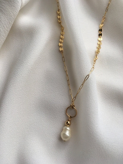 SAPRI PEARL NECKLACE | Gold-Filled Pearl Pendant Statement Necklace