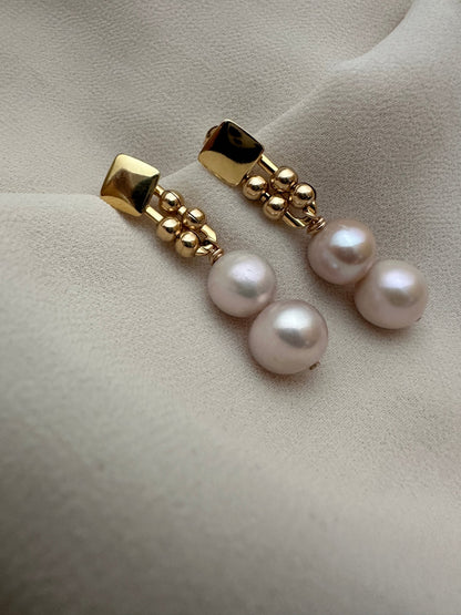 SCARLETT PEARL EARRINGS