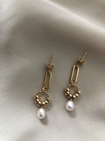 SIA PEARL EARRINGS