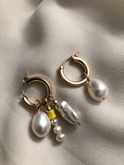 SISI PEARL HOOP EARRINGS