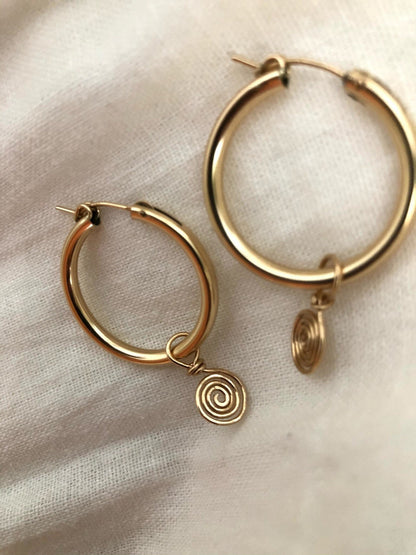 ZELIA SPIRAL HOOPS