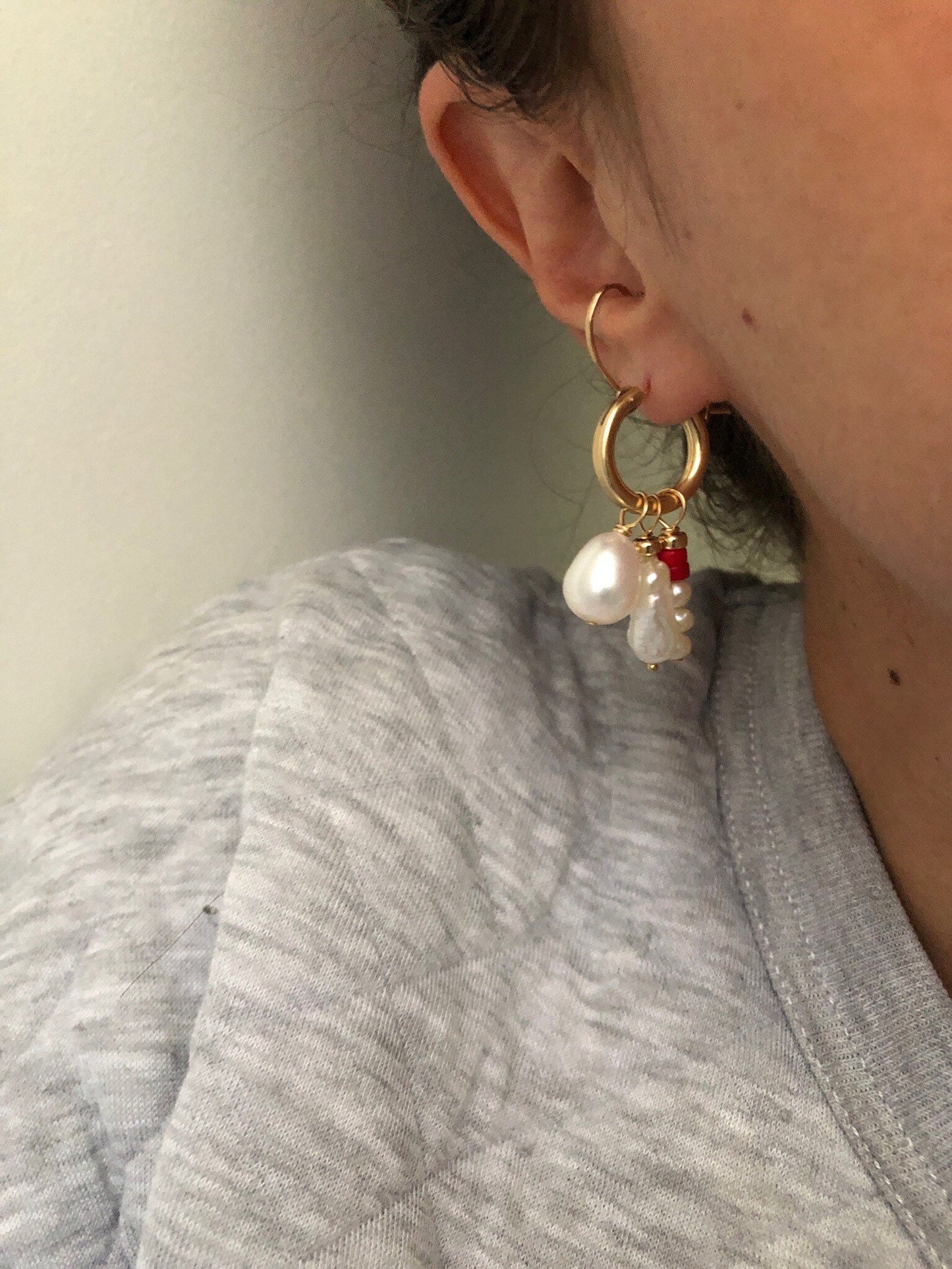 SISI Pearl Gold Hoop Earrings