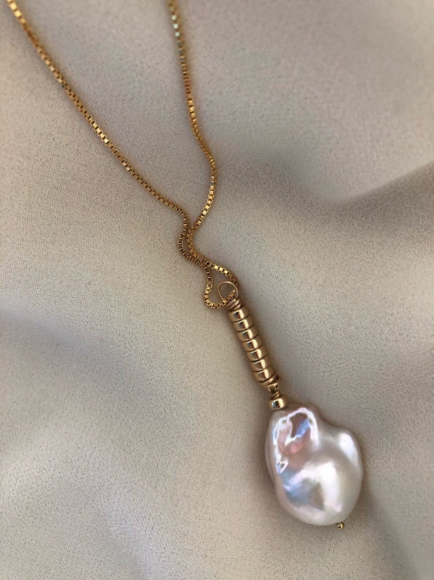 LOVA Baroque Pearl Necklace