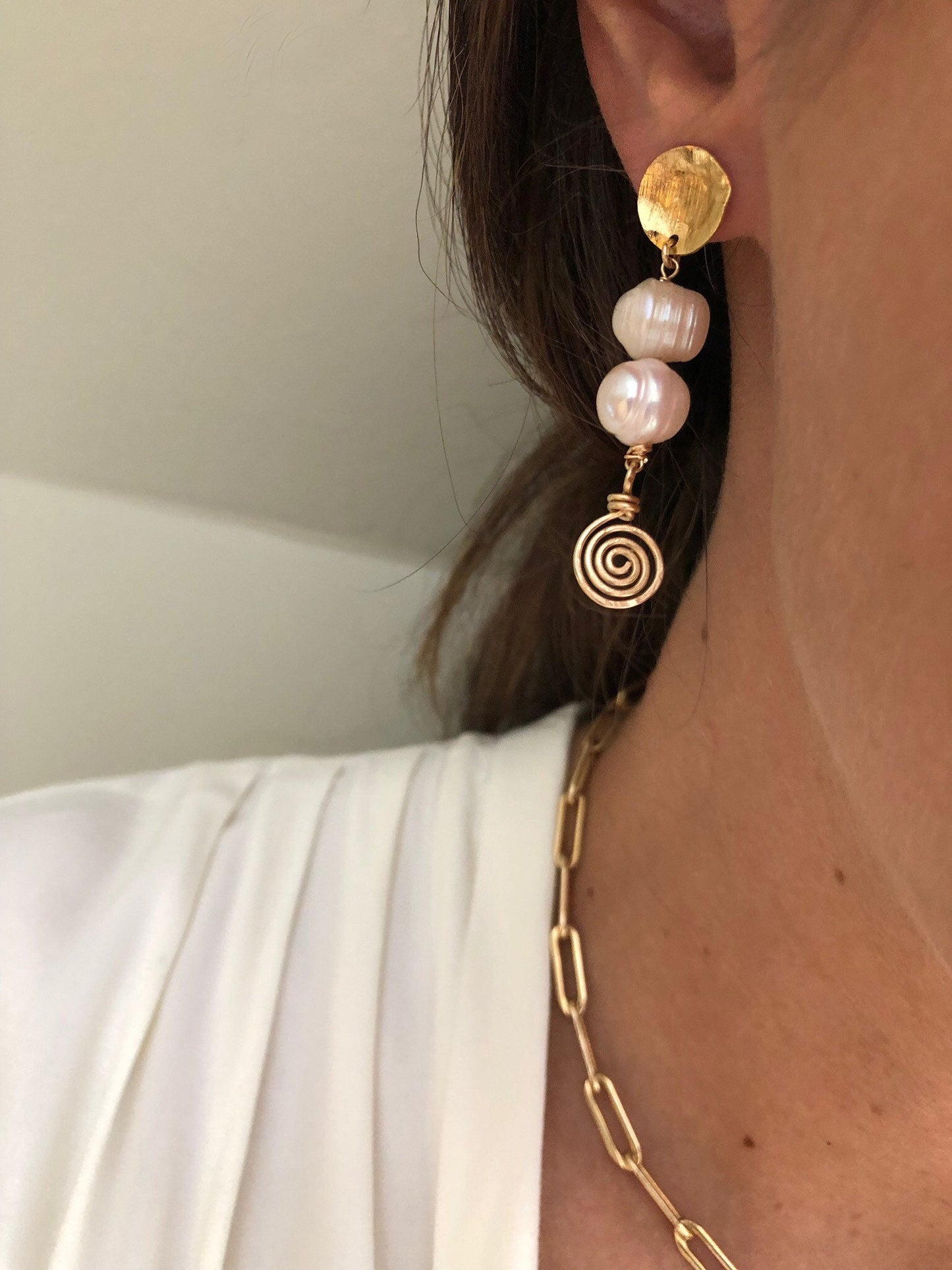 ARIEL Pearl Gold Earrings