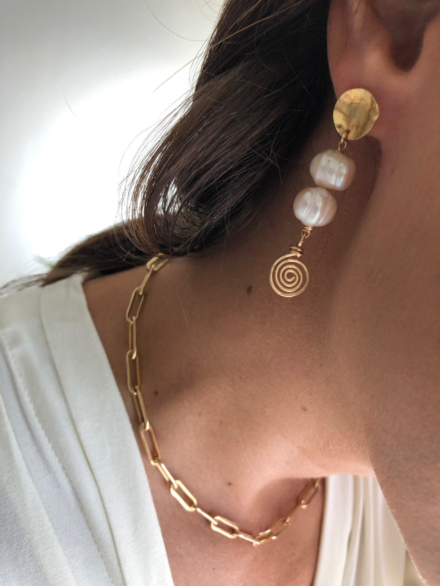 ARIEL Pearl Gold Earrings