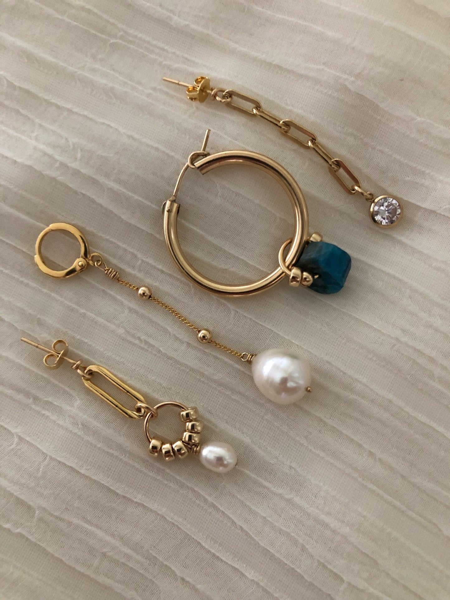 ISABELLA Pearl Gold Earrings