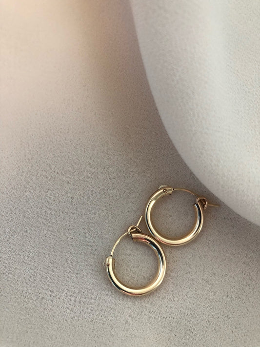 ELI Gold Hoop Earrings